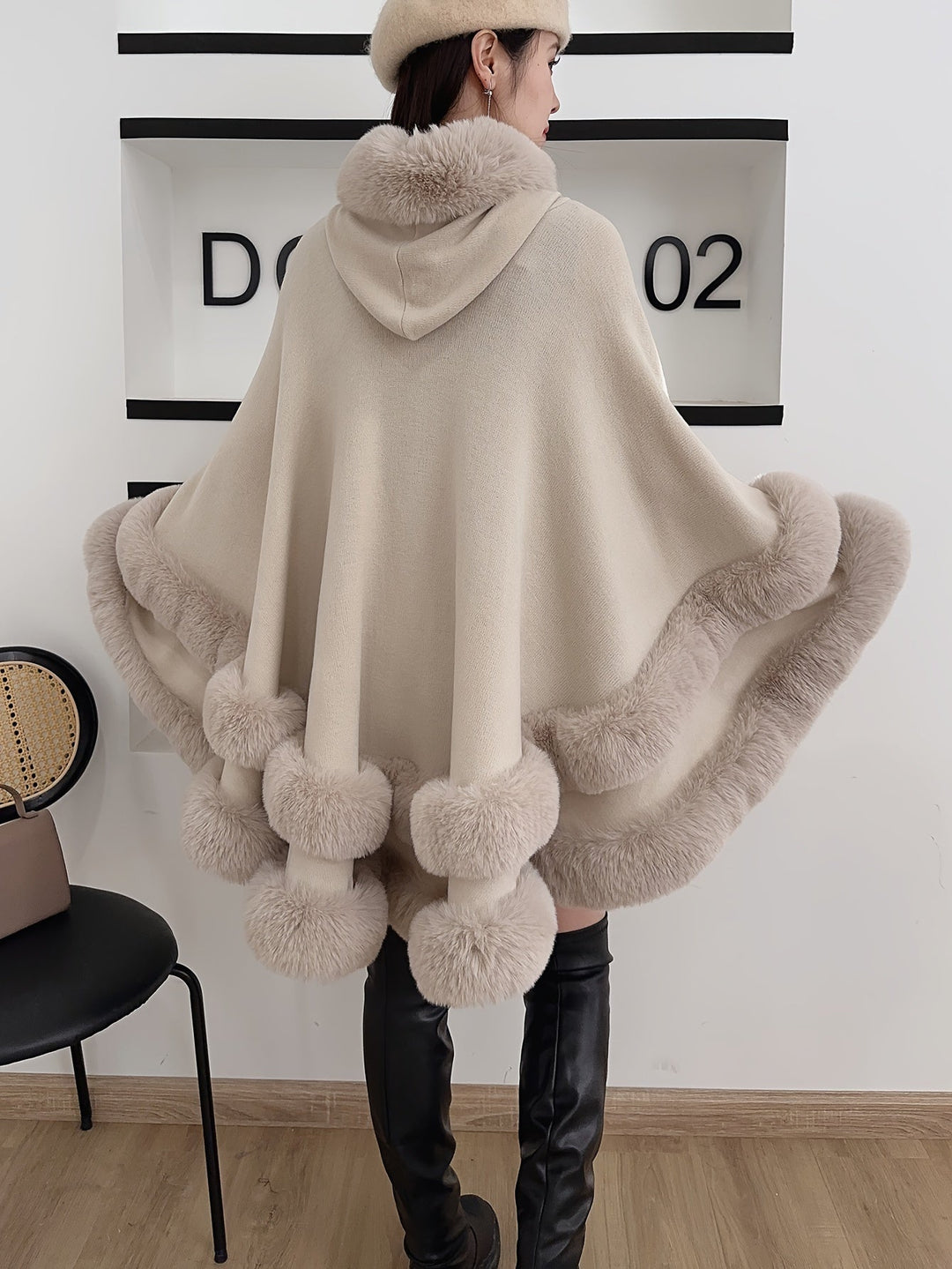 Oversized Furry Cape Jas for Women - Fiona-Bordeaux red-S-Nora Luxe