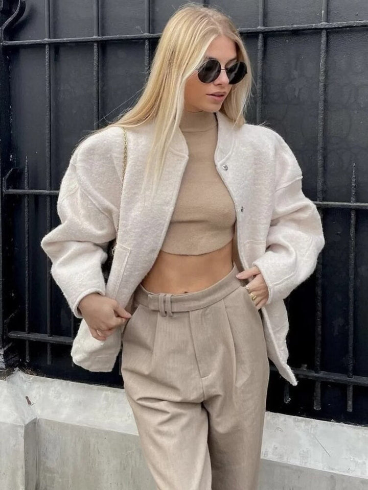 Oversized Wool Coat with Round Neck and Buttons - Selena-Camel-S-Nora Luxe