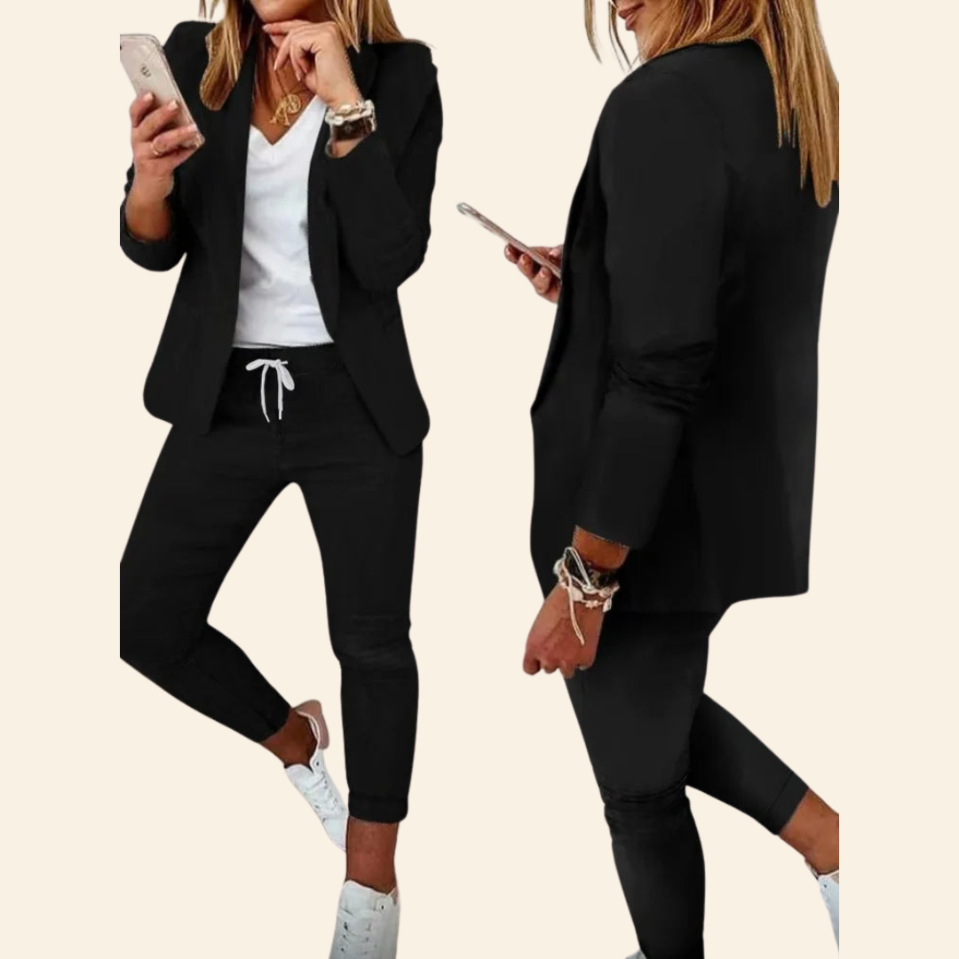 Pack with Style and Confidence - Aurora-Black-S-Nora Luxe