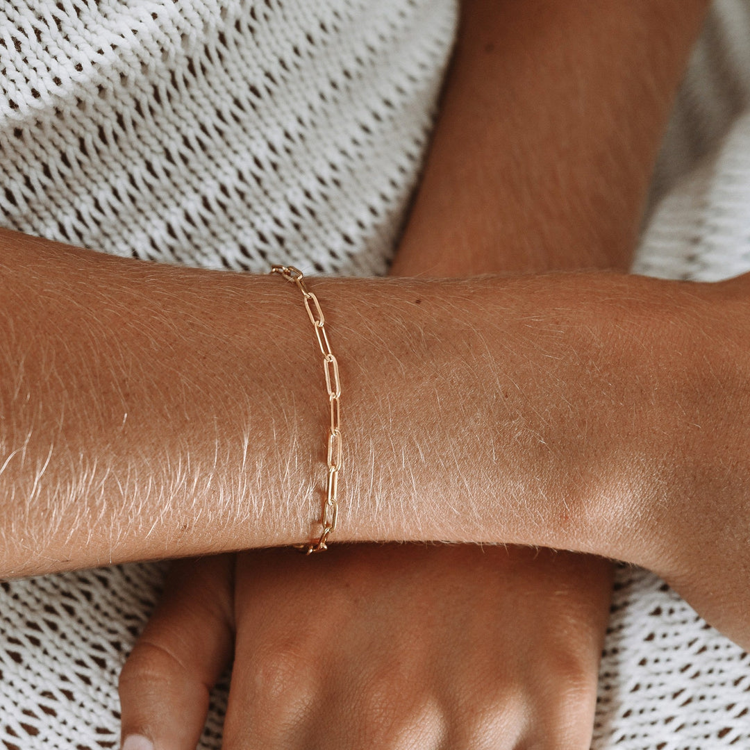 Paperclip Switch Bracelet - Nova-Gold-Nora Luxe
