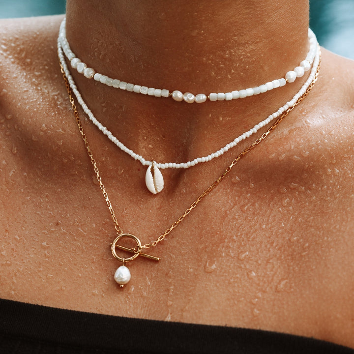 Pearl Necklace with Clasp - Lucía-Nora Luxe