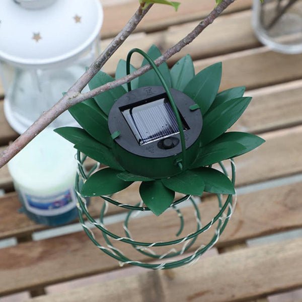 Pineapple-Shaped Solar Lamp - SolarPine-Nora Luxe