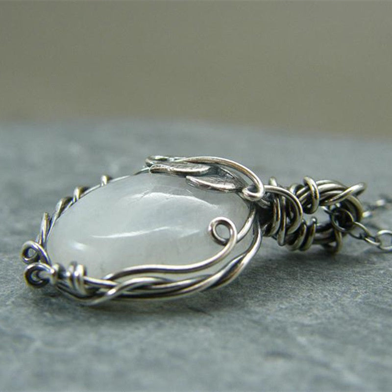 Retro Moonstone Necklace - Selene-Nora Luxe