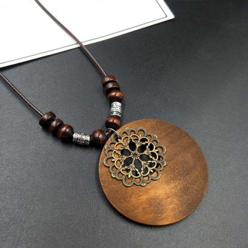 Retro Round Wooden Necklace | Unique Boho Style Jewellery-FLOWER-Nora Luxe