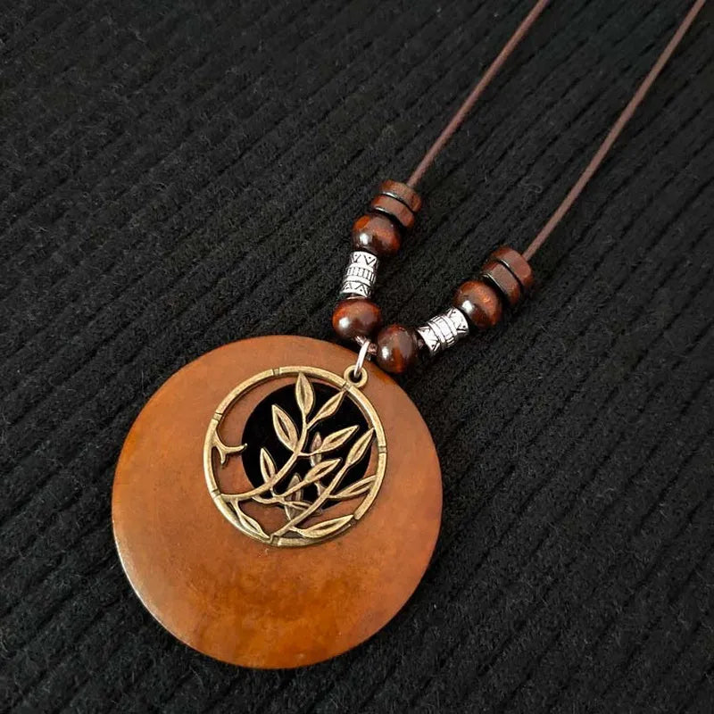 Retro Round Wooden Necklace | Unique Boho Style Jewellery-LEAVES-Nora Luxe