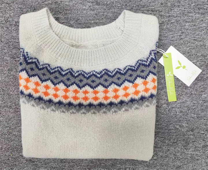 Scandinavian Trendy Sweater with Lively Pattern - NordicChic-S-Nora Luxe