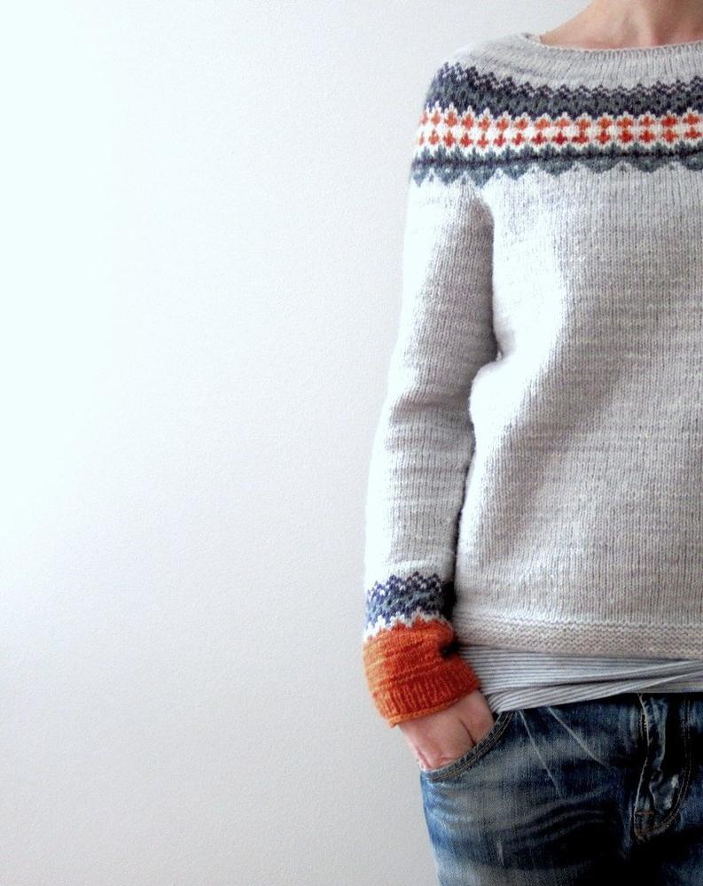 Scandinavian Trendy Sweater with Lively Pattern - NordicChic-S-Nora Luxe