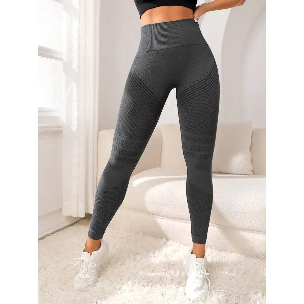 Seamless Booty-Lifting Leggings - Sienna-Black-S-Nora Luxe