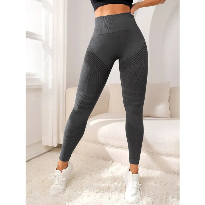 Seamless Booty-Lifting Leggings - Sienna-Black-S-Nora Luxe