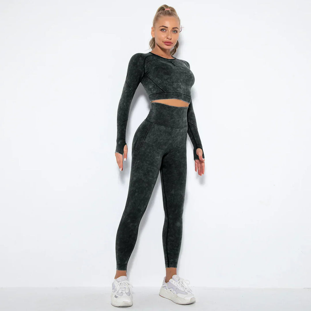 Seamless Women's Yoga Set with Cropped Top - Nova-Black-L-Nora Luxe