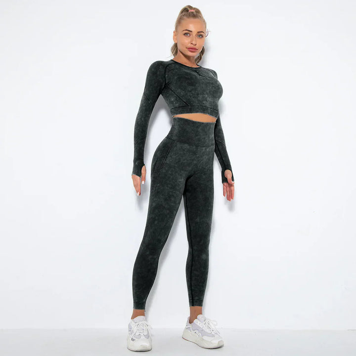 Seamless Women's Yoga Set with Cropped Top - Nova-Black-L-Nora Luxe