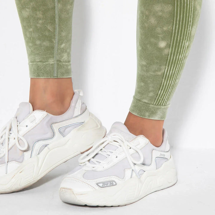 Seamless Women's Yoga Set with Cropped Top - Nova-Bordeaux Red-S-Nora Luxe