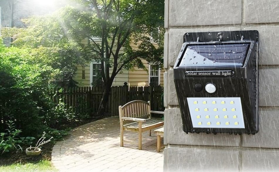 Set of 5 Solar LED Outdoor Lamps – LumaPath-Nora Luxe