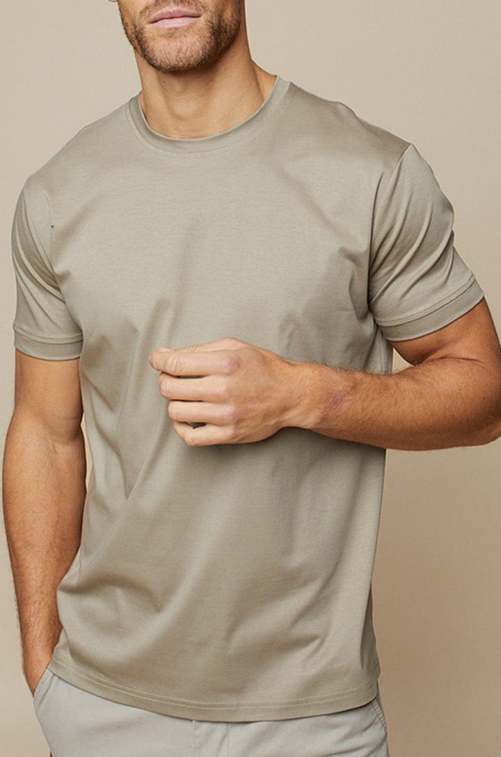 Shiny & Soft Men's T-Shirt made from Mercerised Cotton – Leon-S-Nora Luxe