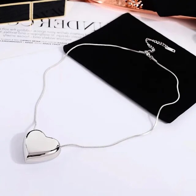 Simple Peach Heart Pendant Necklace | Minimalist Jewellery-Silver-Nora Luxe