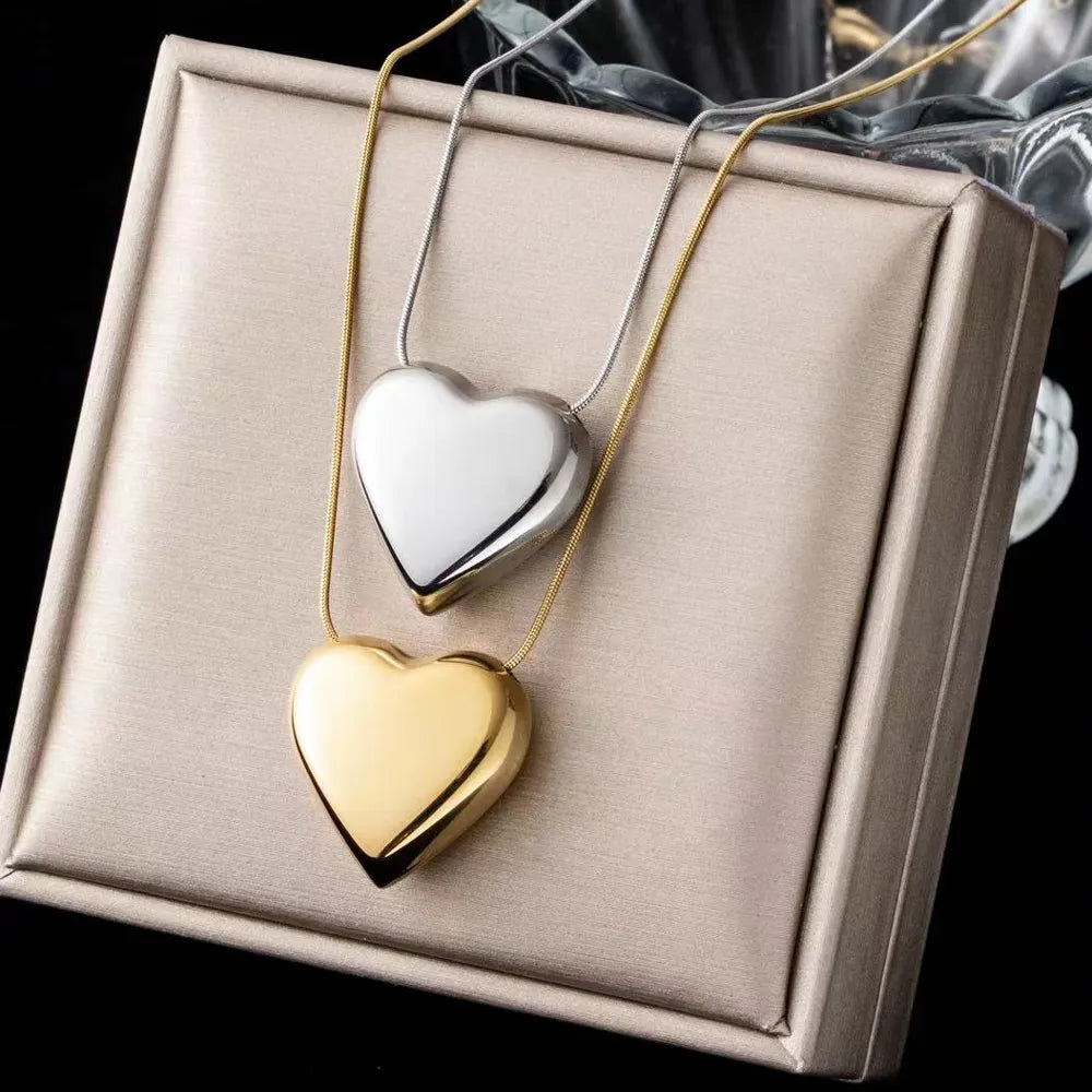Simple Peach Heart Pendant Necklace | Minimalist Jewellery-Silver-Nora Luxe