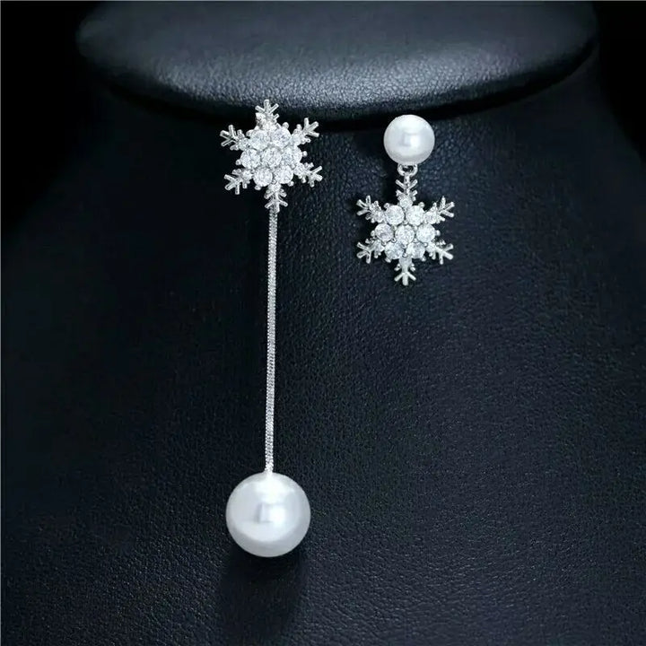 Snowflake Drop Earrings - Elegant Winter Jewellery-Nora Luxe