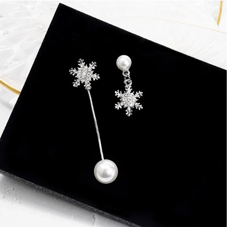 Snowflake Drop Earrings - Elegant Winter Jewellery-Nora Luxe