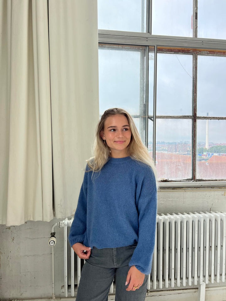 Soft Women's Sweater with Loose Fit - Aurena-Blue-XS/S-Nora Luxe