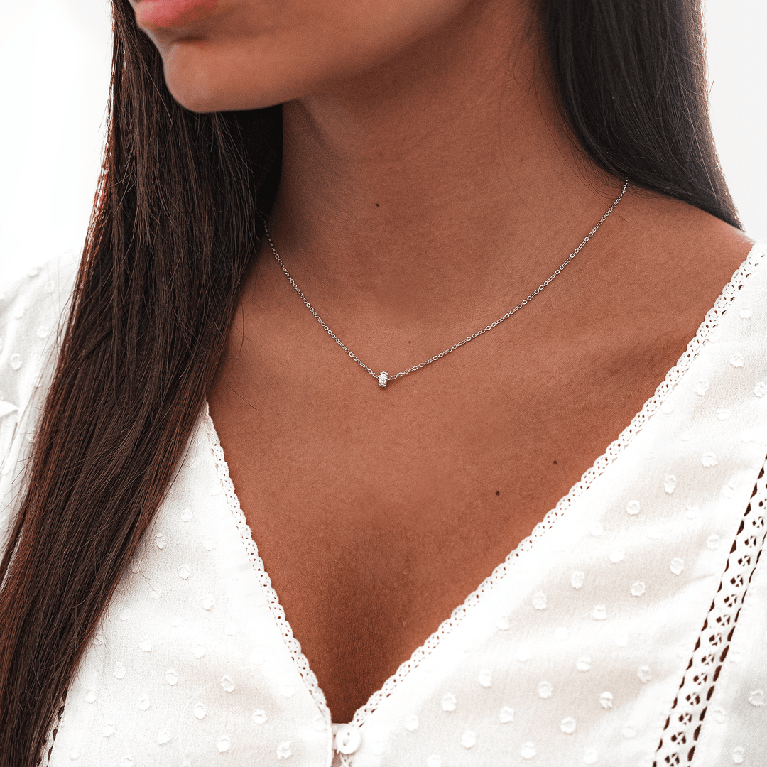 Sparkling Circle Necklace - Valerie-Silver-Nora Luxe