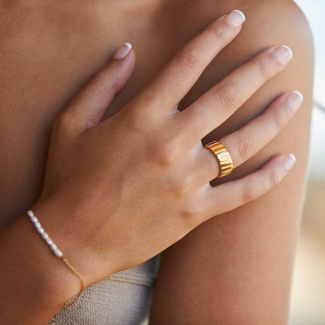 Statement Ring - Stella-6-Gold-Nora Luxe