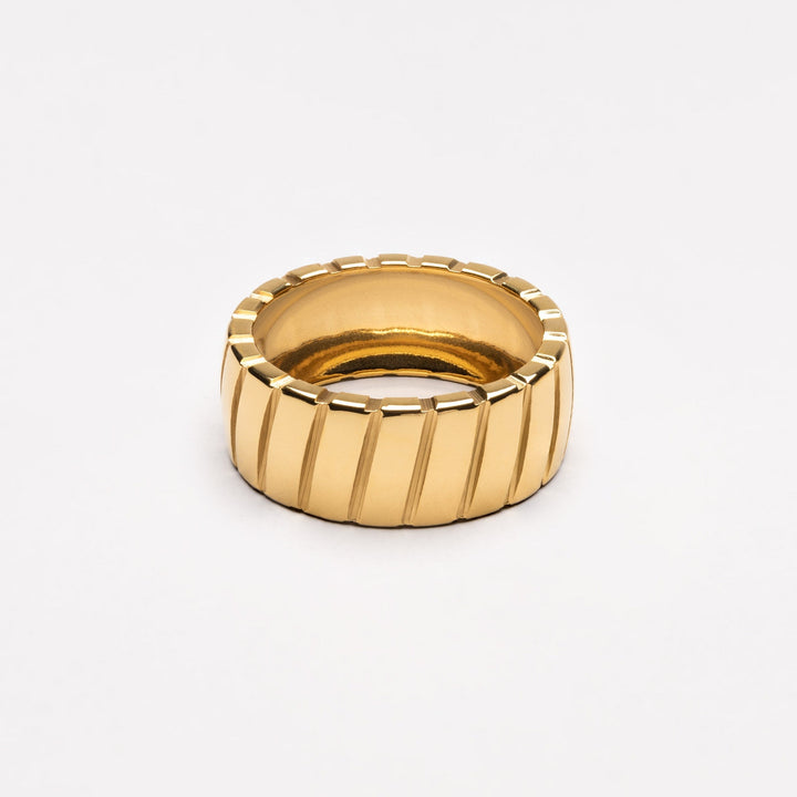 Statement Ring - Stella-6-Gold-Nora Luxe