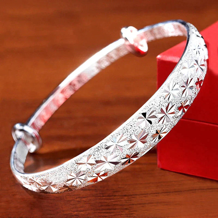 Stunning Star-Shaped Silver Bracelet-Nora Luxe