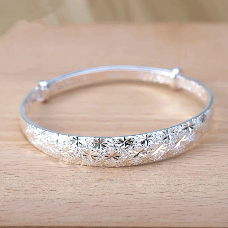 Stunning Star-Shaped Silver Bracelet-Nora Luxe