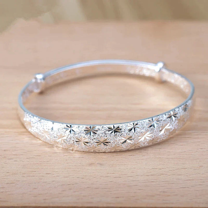 Stunning Star-Shaped Silver Bracelet-Nora Luxe