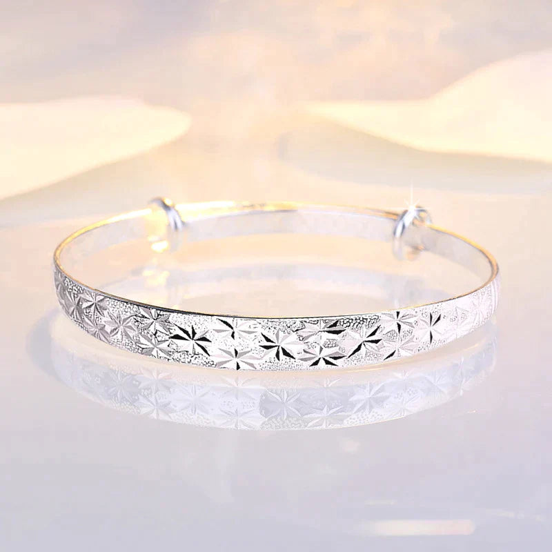 Stunning Star-Shaped Silver Bracelet-Nora Luxe