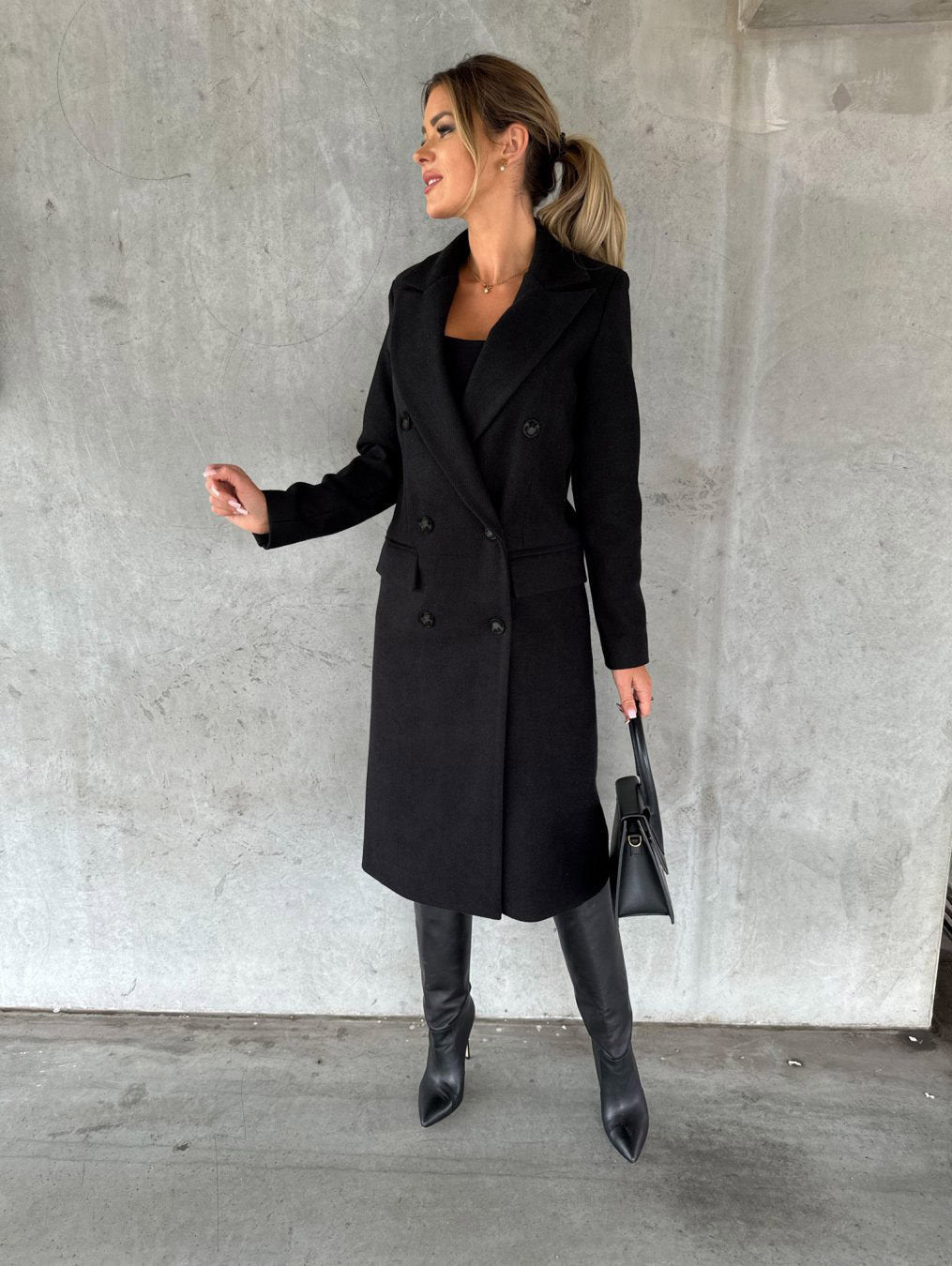 Stylish and Comfortable Ladies' Coat - Vivienne-Black-S-Nora Luxe