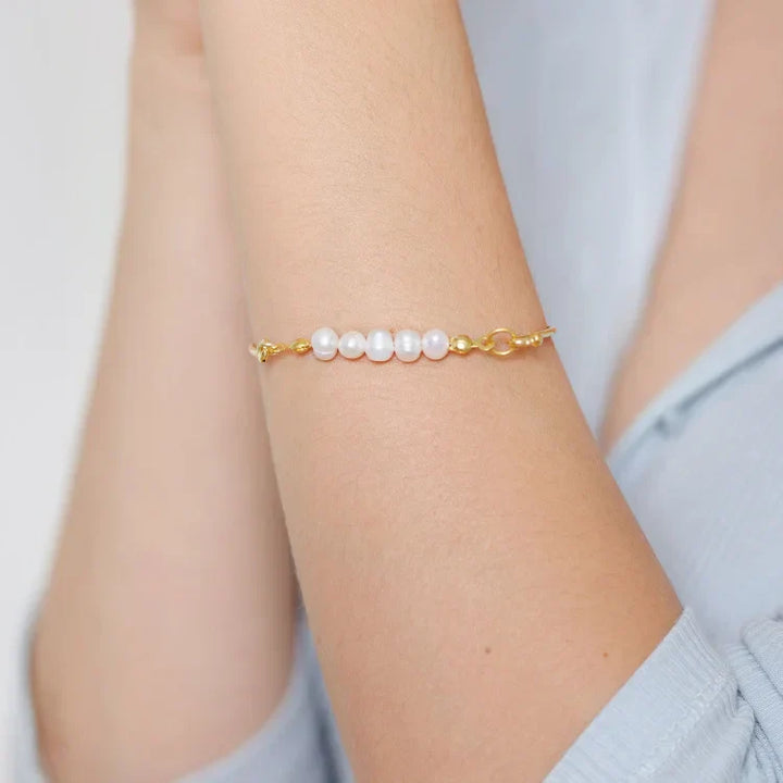 Stylish Bracelet with Delicate Pearls - Selina-Gold-Nora Luxe
