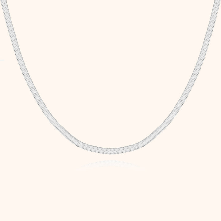Stylish Flat Chain - Helena-Silver-Nora Luxe