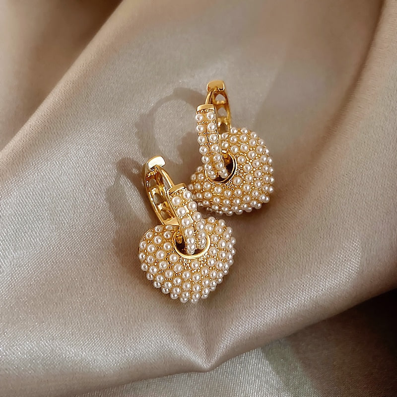 Stylish Gold Pearl Earrings for Women - Anne-Nora Luxe