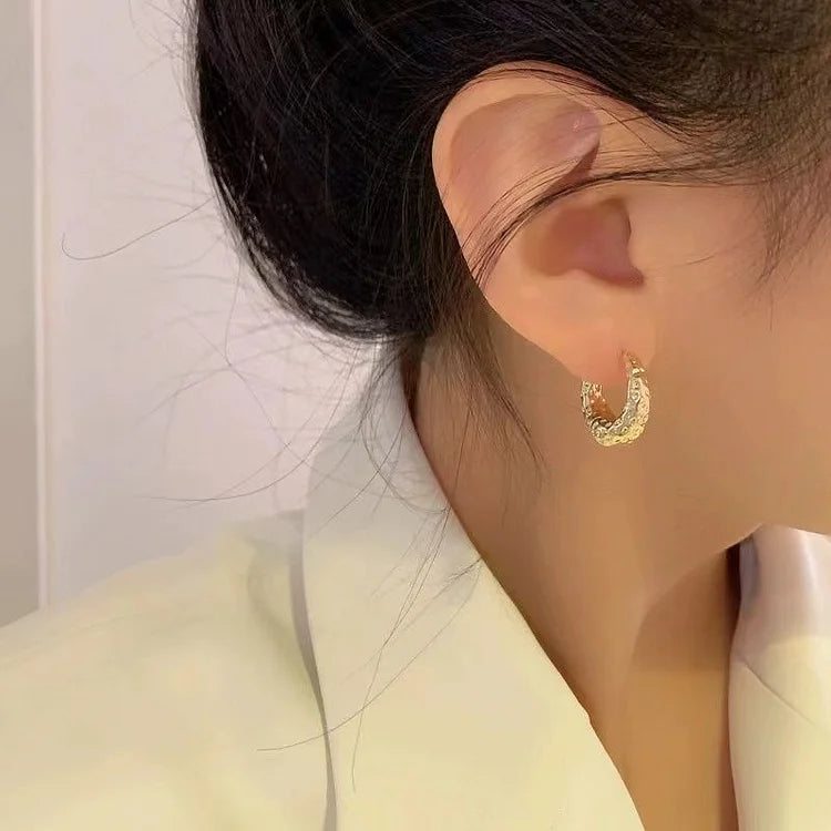 Stylish Hoop Earrings - Noor-Gold-Nora Luxe