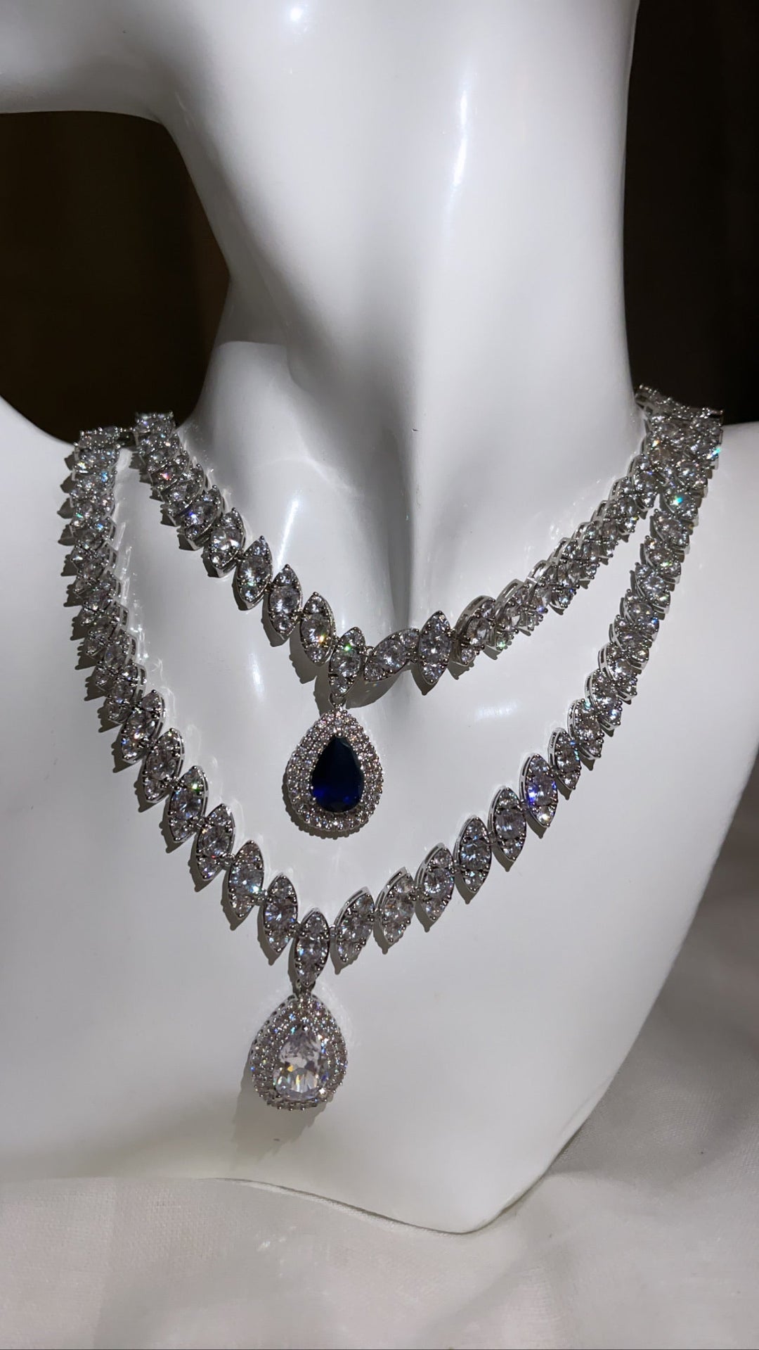 Stylish Jewelry Set - Celeste-Nora Luxe