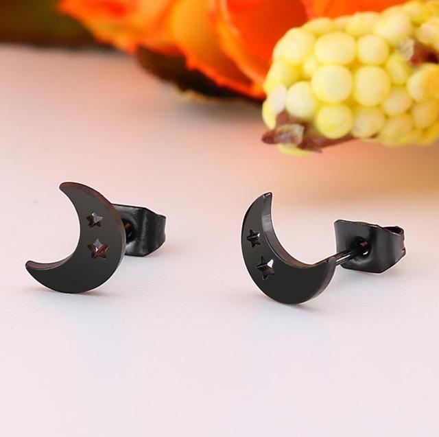 Stylish Punk Stud Earrings | Bold Fashion Statement-Gold-Nora Luxe