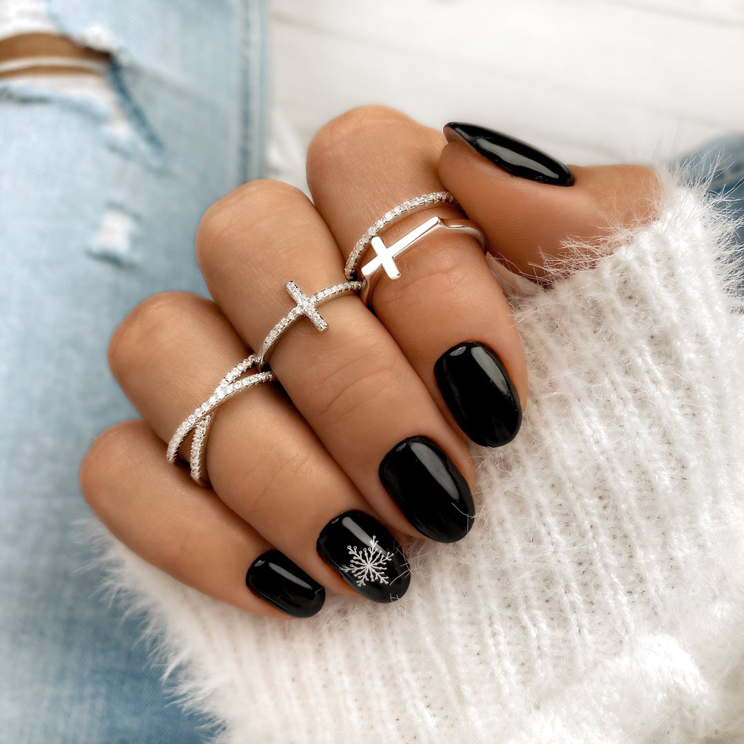 Stylish Ring with Zirconia Cross - Faith-Silver-5-Nora Luxe