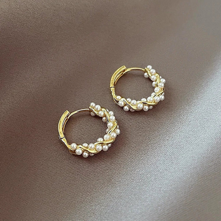 Subtle Pearl Earrings - Isla-Nora Luxe