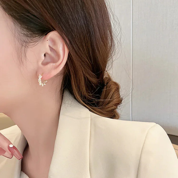 Subtle Pearl Earrings - Isla-Nora Luxe
