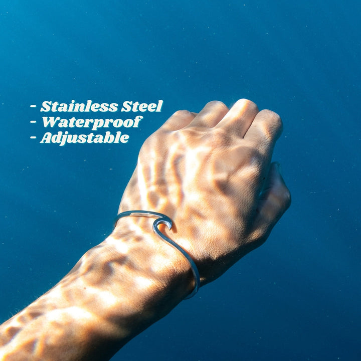 Subtle Waves Bracelet for Ladies - Mira-Silver-Nora Luxe