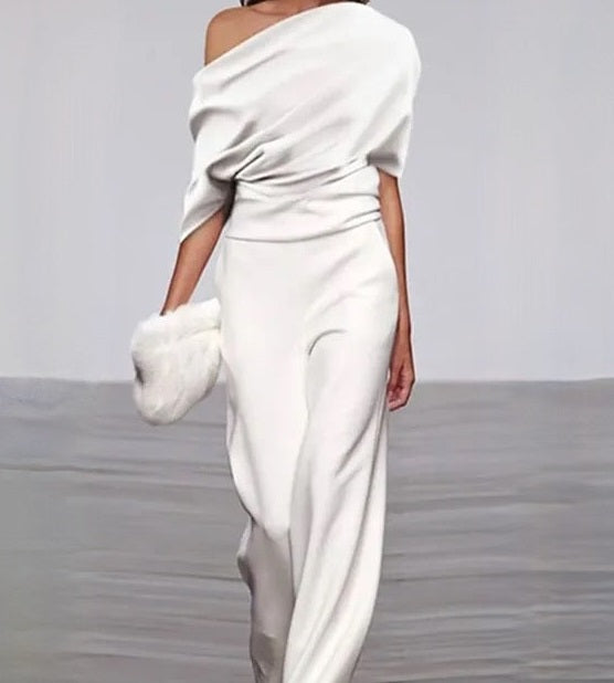 Summer White Ladies Jumpsuit with Timeless Design – Liva-S-State of Style