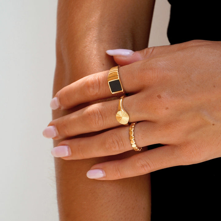 Sun Signet Ring - Solara-5-Gold-Nora Luxe