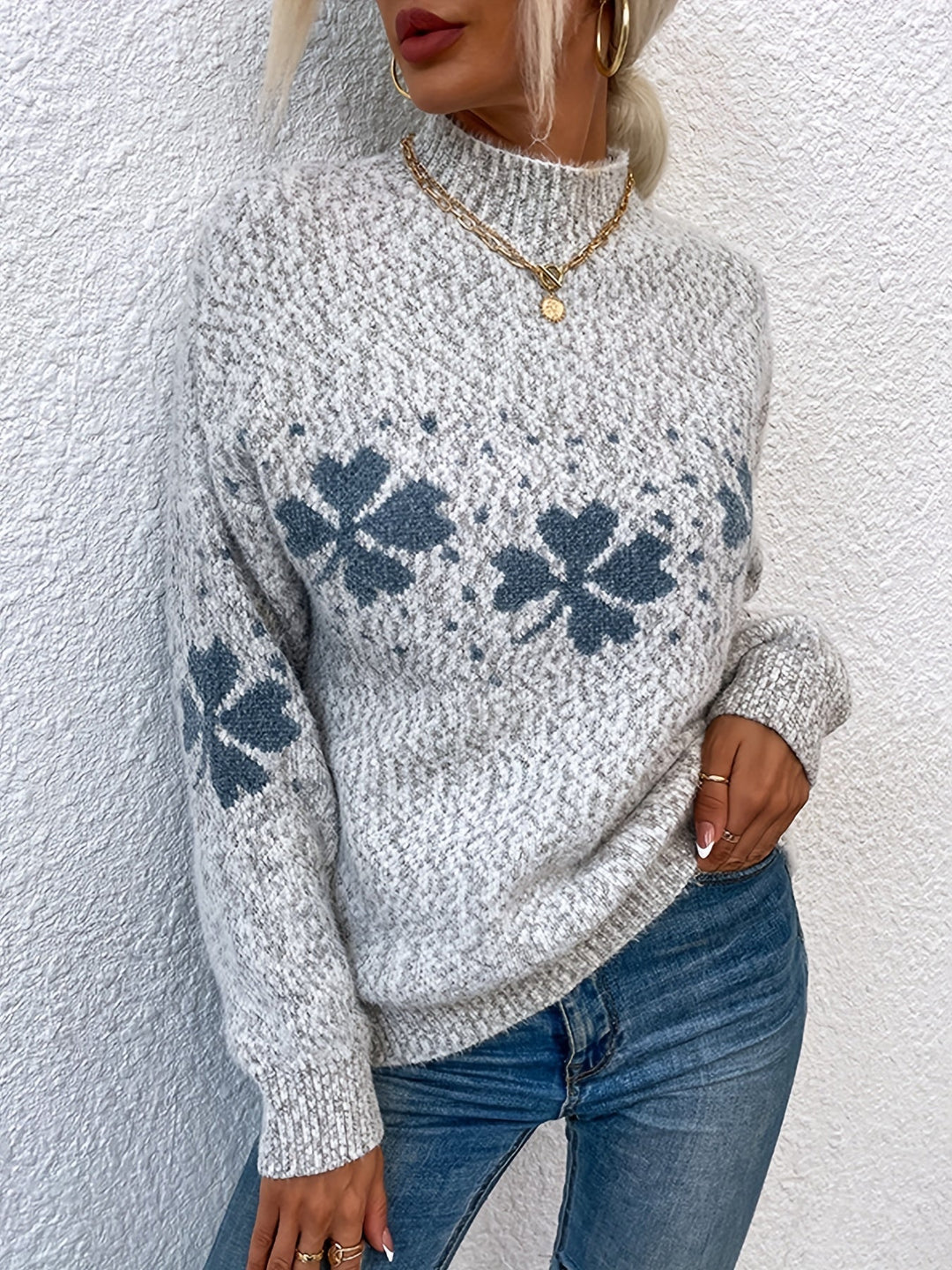 Sweater with Four-leaf Clover Pattern - Maeve-Pink-S-Nora Luxe