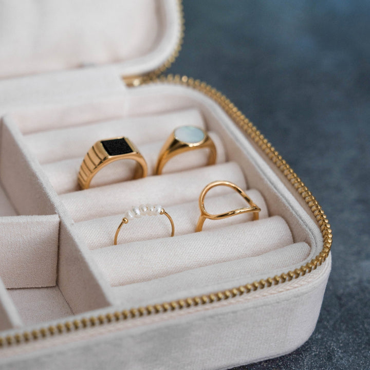 Trendy Mini Pearl Ring - Isolde-5-Gold-Nora Luxe