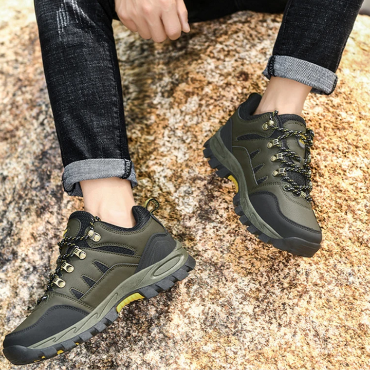 Trendy Outdoor Hiking Shoes - PeakTrail-3.5-Green-Nora Luxe