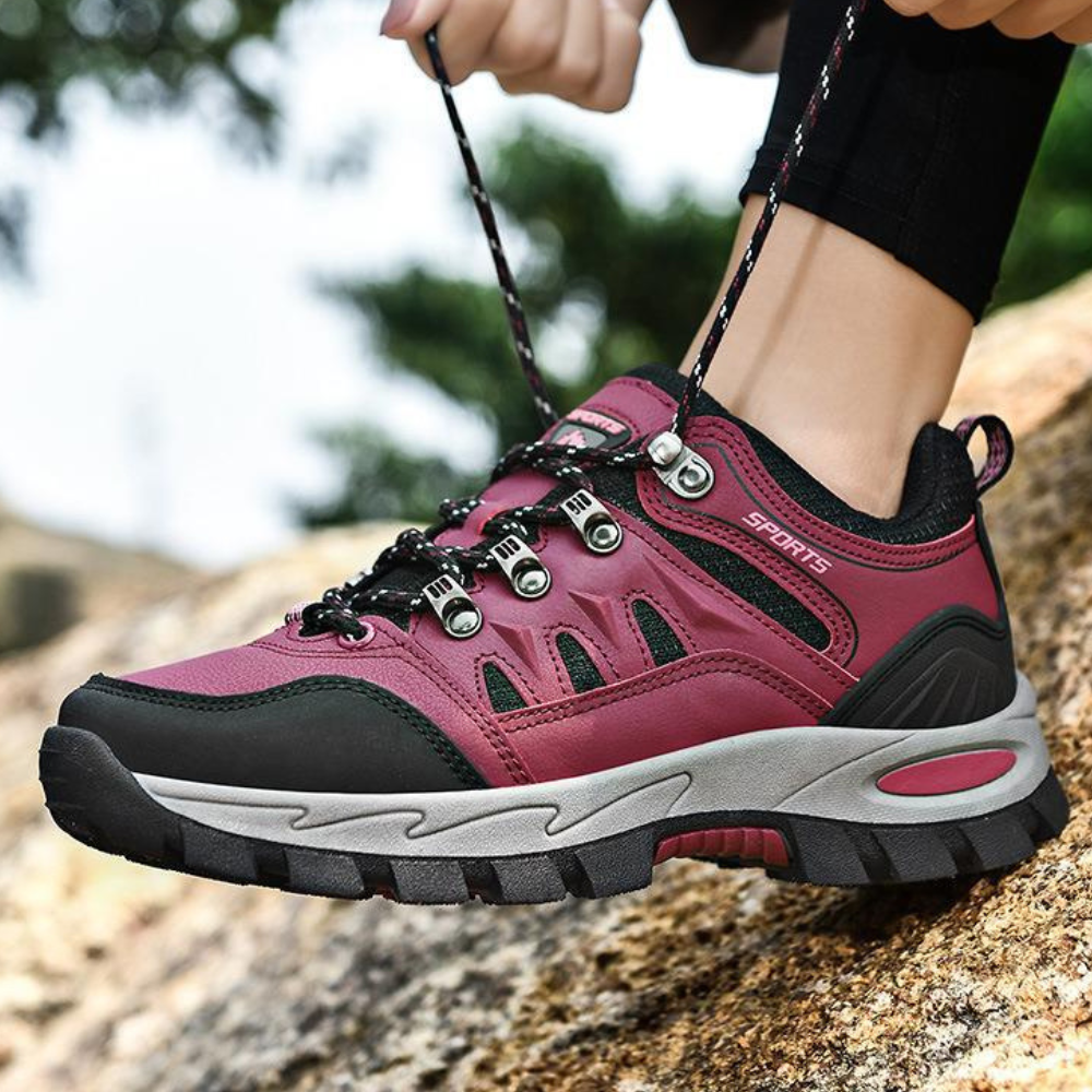 Trendy Outdoor Hiking Shoes - PeakTrail-3.5-Green-Nora Luxe
