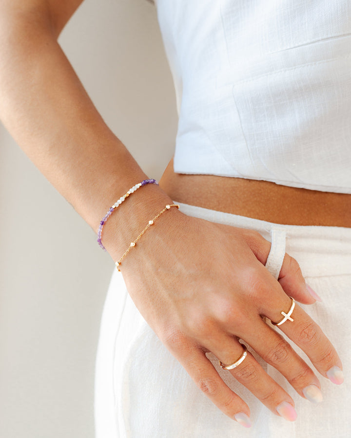 Trendy Ring with Cross Detail - Amélie-5-Silver-Nora Luxe