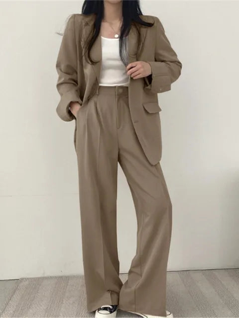 Two-Piece Ladies Suit - Sophie-Kaki-S-Nora Luxe
