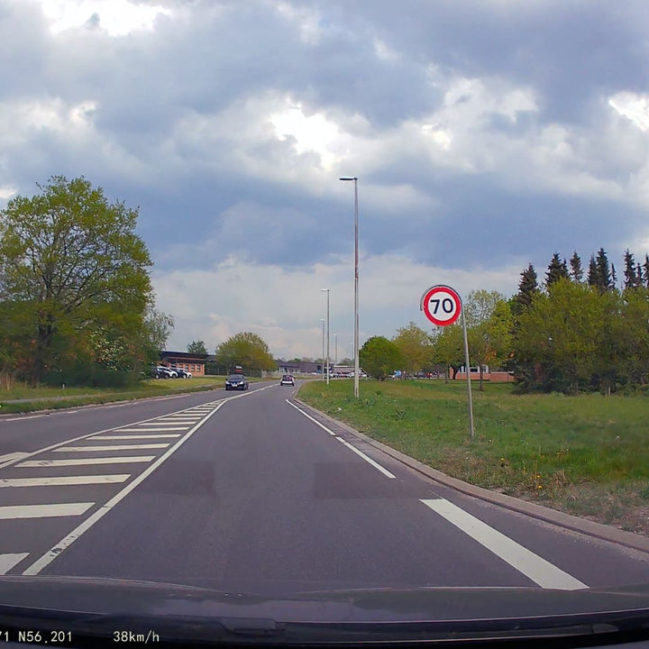 Ultra HD 4K Dashcam – RoadScanX-Nora Luxe